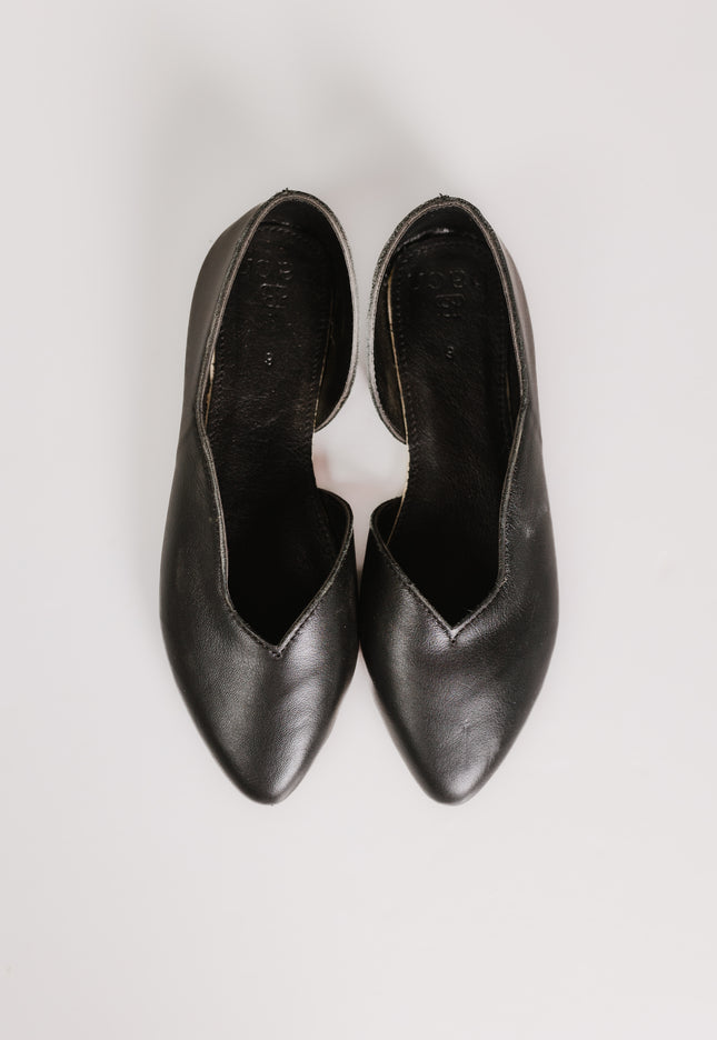 Laura Leather Shoes (Black)